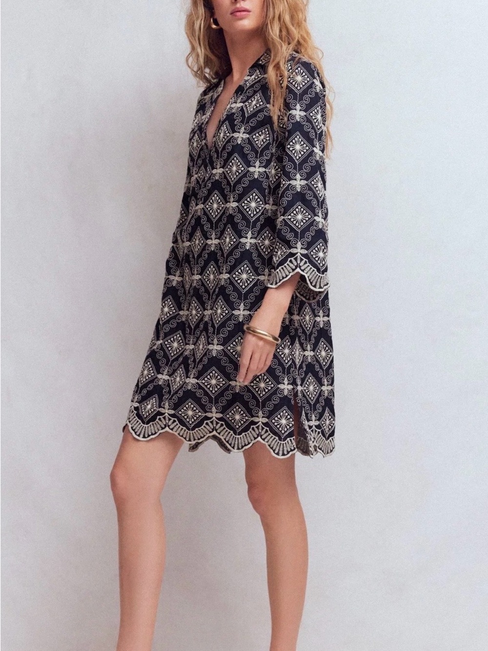 Boden Blue Carmen Broderie Short
Dress